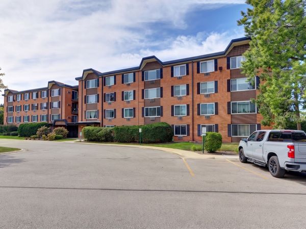 1206 S New Wilke Road , Unit 403, Arlington Heights, IL 60005