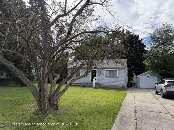 3605 W Holmes Road, Lansing, MI 48911