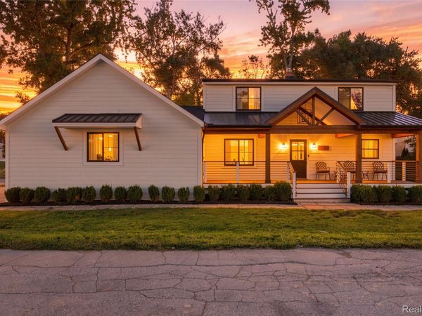 5150 Cheyenne Avenue , Waterford Township, Mi 48327