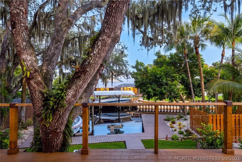 615 SW Rustic Circle , Stuart, FL 34997 Photo