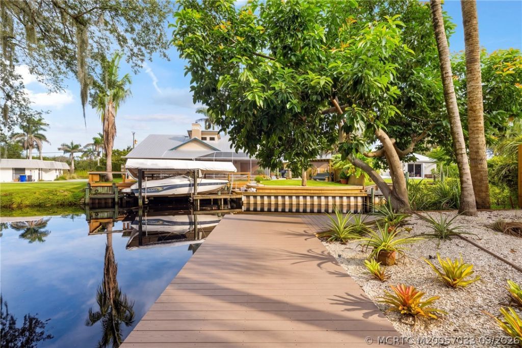 615 SW Rustic Circle , Stuart, FL 34997 Photo