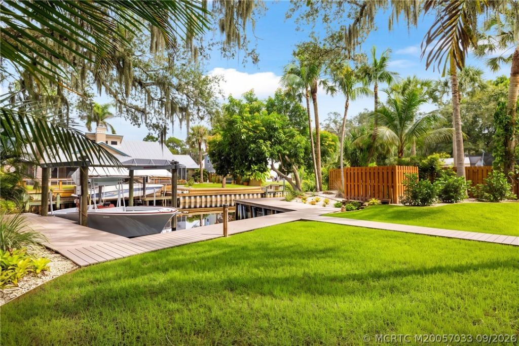 615 SW Rustic Circle , Stuart, FL 34997 Photo
