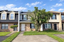 5769 Dewsbury Lane photo 4