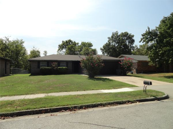 16204 E 2nd Street , Tulsa, OK 74108