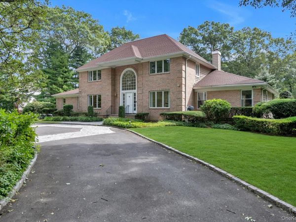75 Belvedere Drive, Syosset, NY 11791