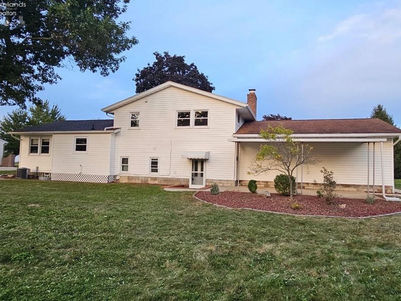 68 Pearl Drive, Shelby, OH 44875 Photo 3