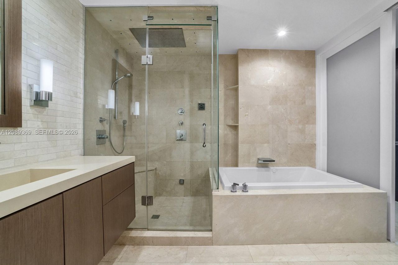 2412 Fisher Island Dr , Unit 5102, Miami Beach, FL 33109 Photo
