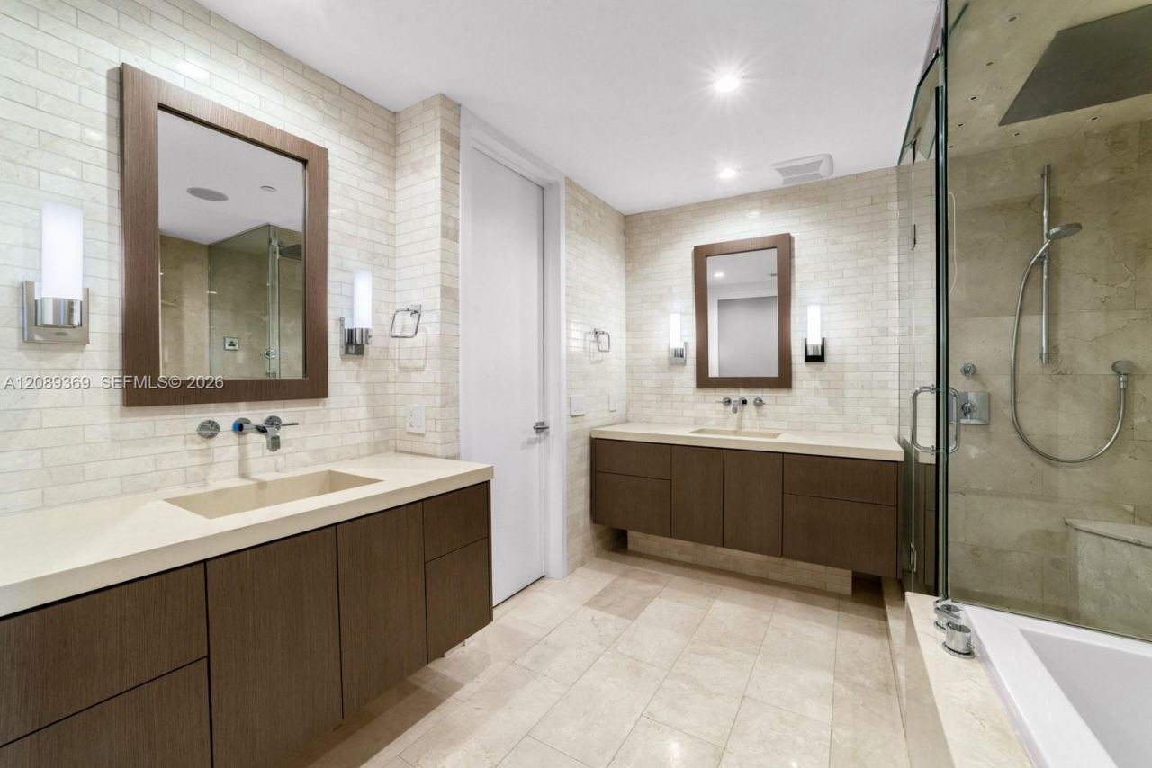2412 Fisher Island Dr , Unit 5102, Miami Beach, FL 33109 Photo
