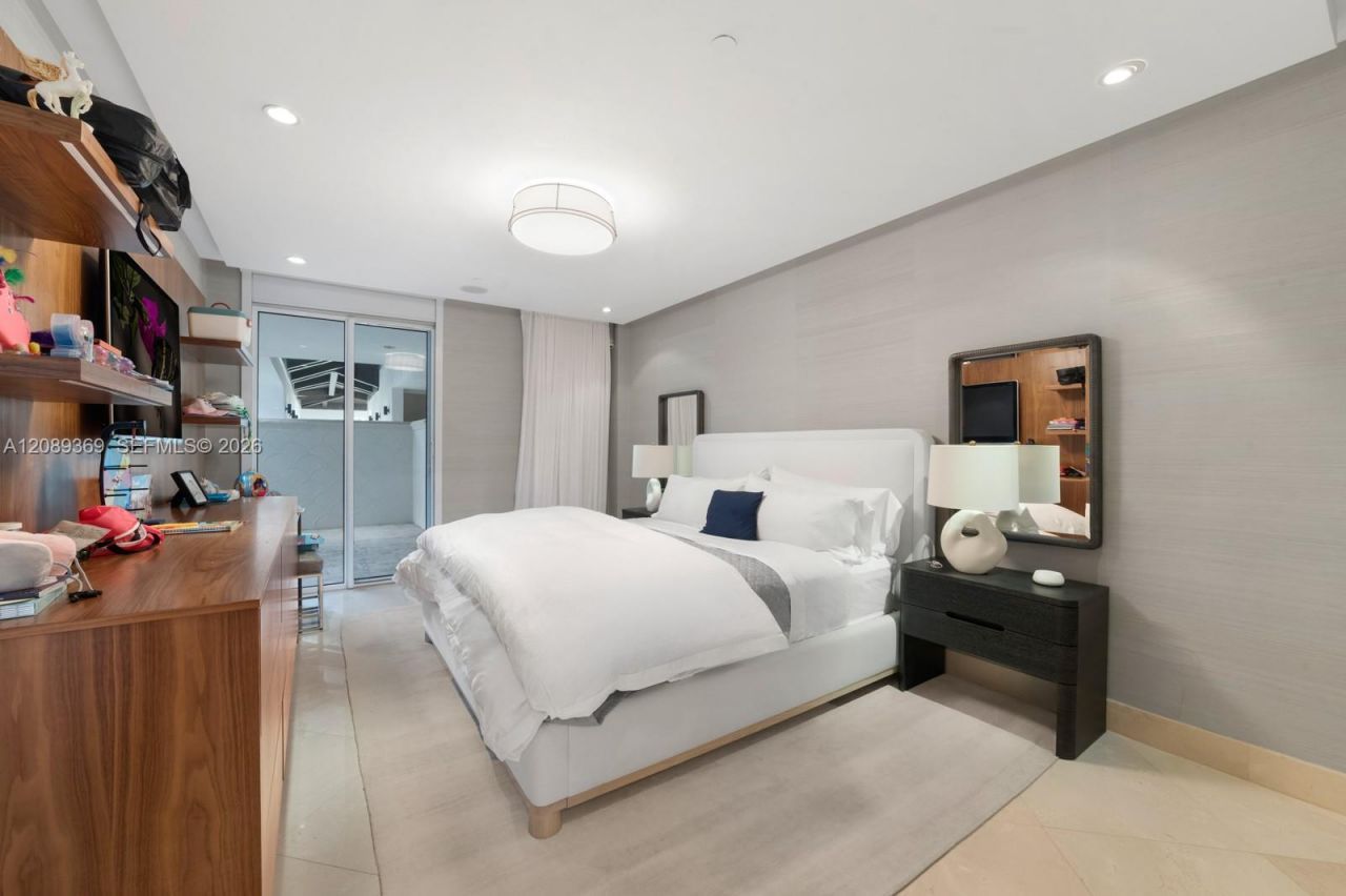 2412 Fisher Island Dr , Unit 5102, Miami Beach, FL 33109 Photo