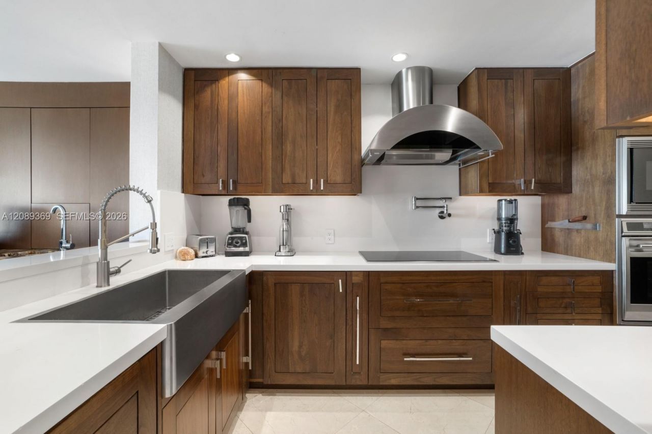 2412 Fisher Island Dr , Unit 5102, Miami Beach, FL 33109 Photo