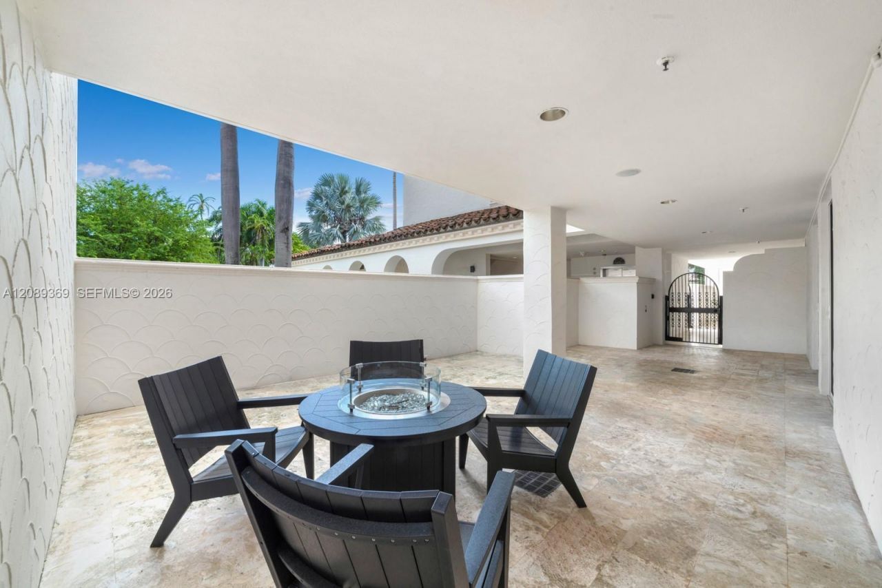 2412 Fisher Island Dr , Unit 5102, Miami Beach, FL 33109 Photo