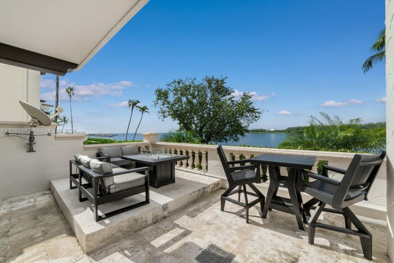 2412 Fisher Island Dr , Unit 5102, Miami Beach, FL 33109 Photo