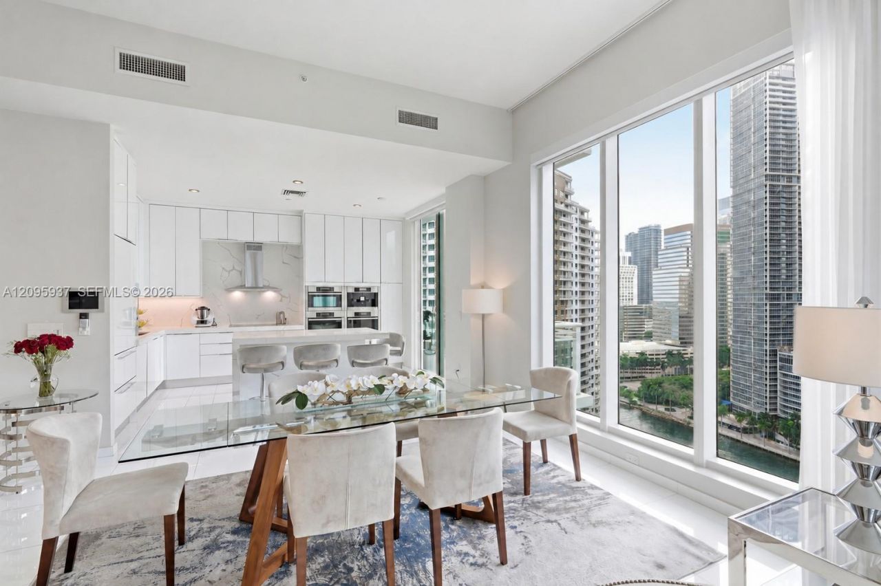 900 Brickell Key Blvd, Unit 1901, Miami, FL 33131 Photo