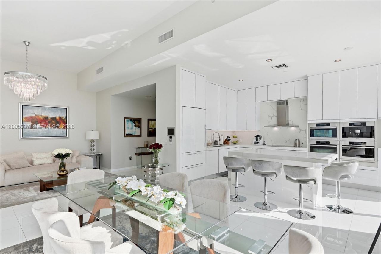 900 Brickell Key Blvd, Unit 1901, Miami, FL 33131 Photo