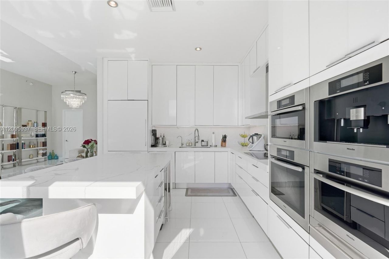 900 Brickell Key Blvd, Unit 1901, Miami, FL 33131 Photo