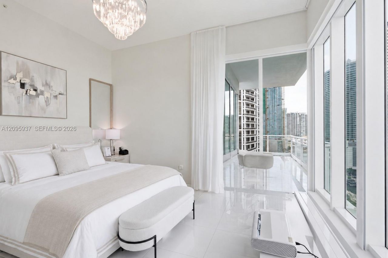 900 Brickell Key Blvd, Unit 1901, Miami, FL 33131 Photo