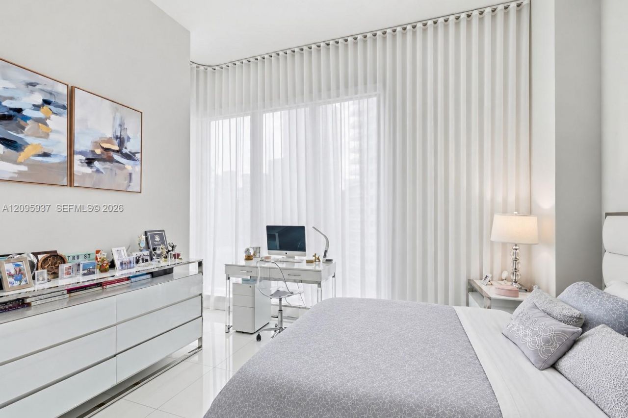 900 Brickell Key Blvd, Unit 1901, Miami, FL 33131 Photo