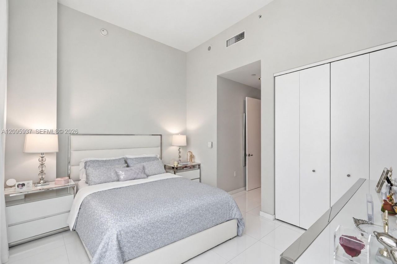 900 Brickell Key Blvd, Unit 1901, Miami, FL 33131 Photo