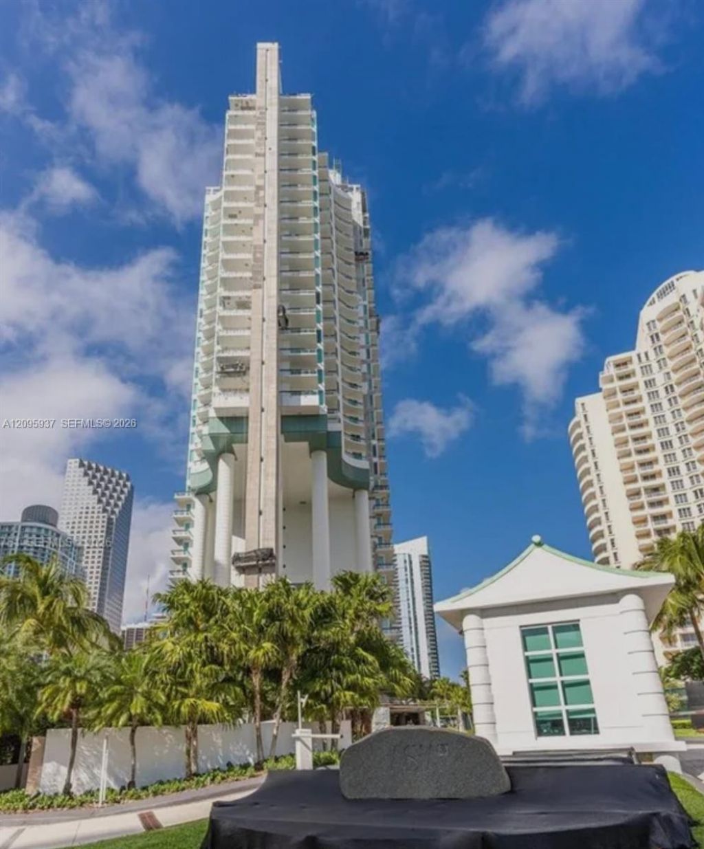 900 Brickell Key Blvd, Unit 1901, Miami, FL 33131 Photo