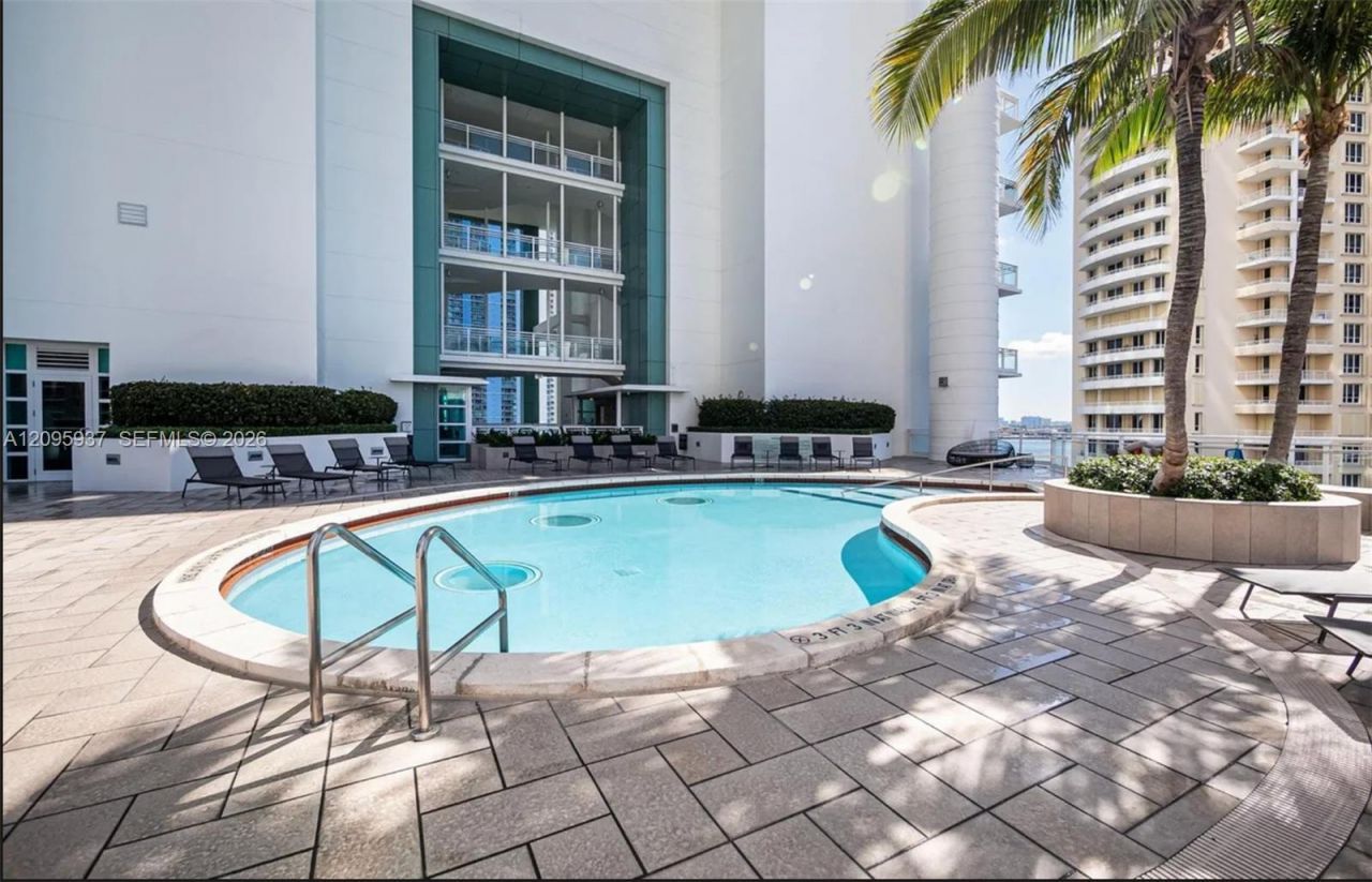 900 Brickell Key Blvd, Unit 1901, Miami, FL 33131 Photo