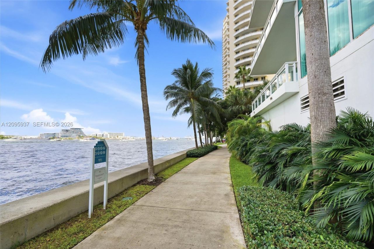900 Brickell Key Blvd, Unit 1901, Miami, FL 33131 Photo