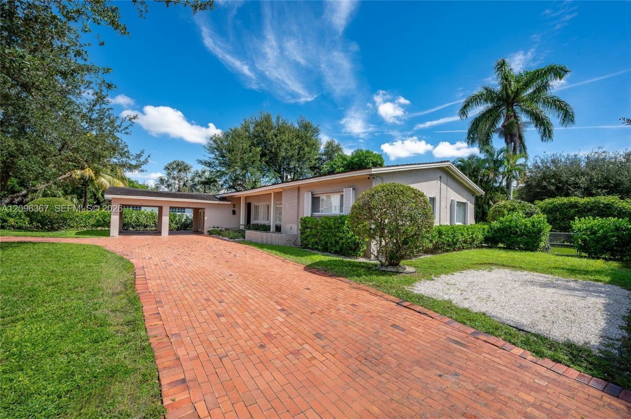 3635 S Le Jeune Rd , Unit 3635, Coral Gables, FL 33134 Photo
