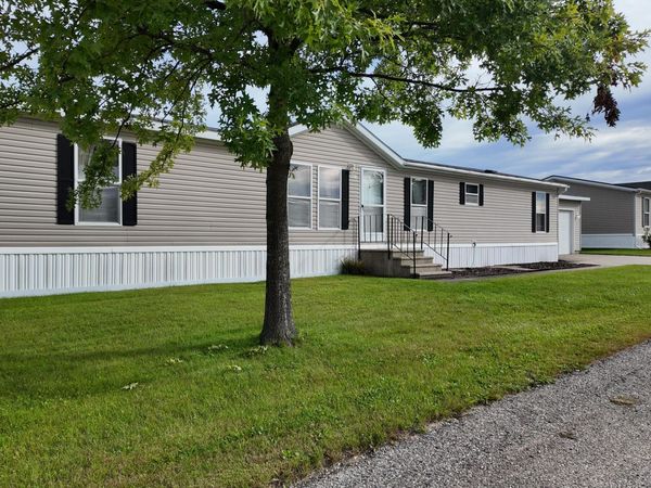 8603 Eagle Street, Zeeland, MI 49464
