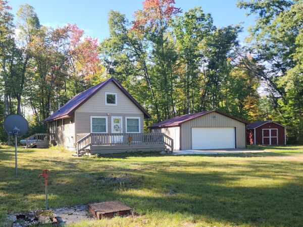 983 E MCCORK, Idlewild, MI 49642