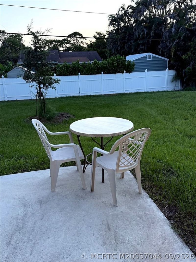 5860 SE Normandy Avenue , Stuart, FL 34997 Photo