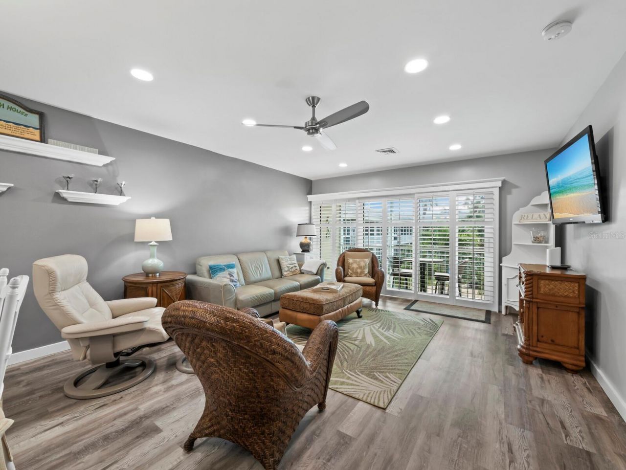 500 S Washington Drive, Unit 19B, Sarasota, FL 34236 Photo