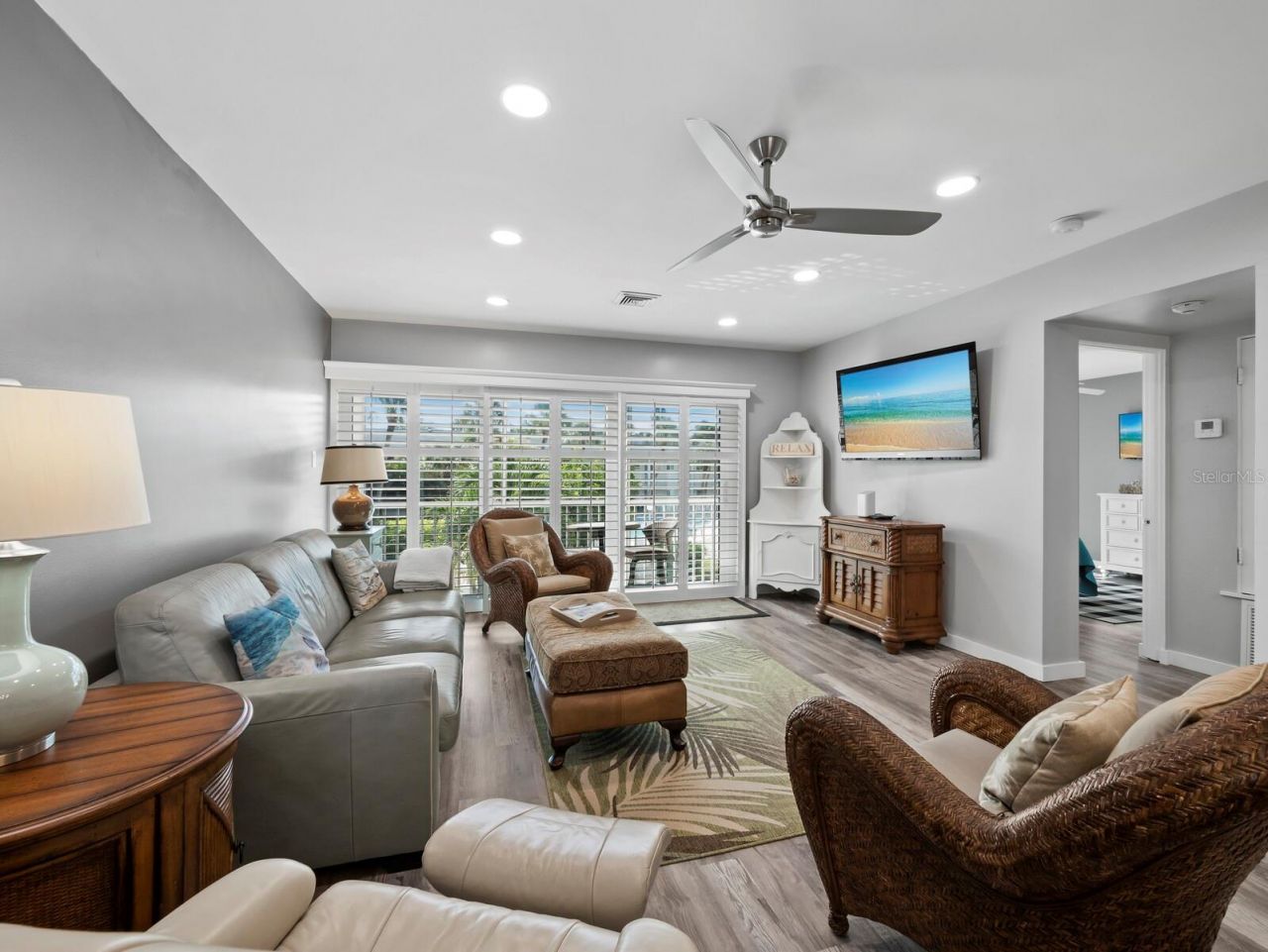 500 S Washington Drive, Unit 19B, Sarasota, FL 34236 Photo