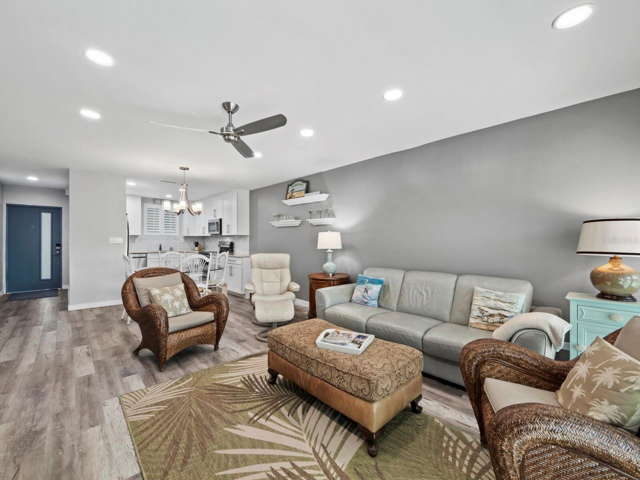 500 S Washington Drive, Unit 19B, Sarasota, FL 34236 Photo