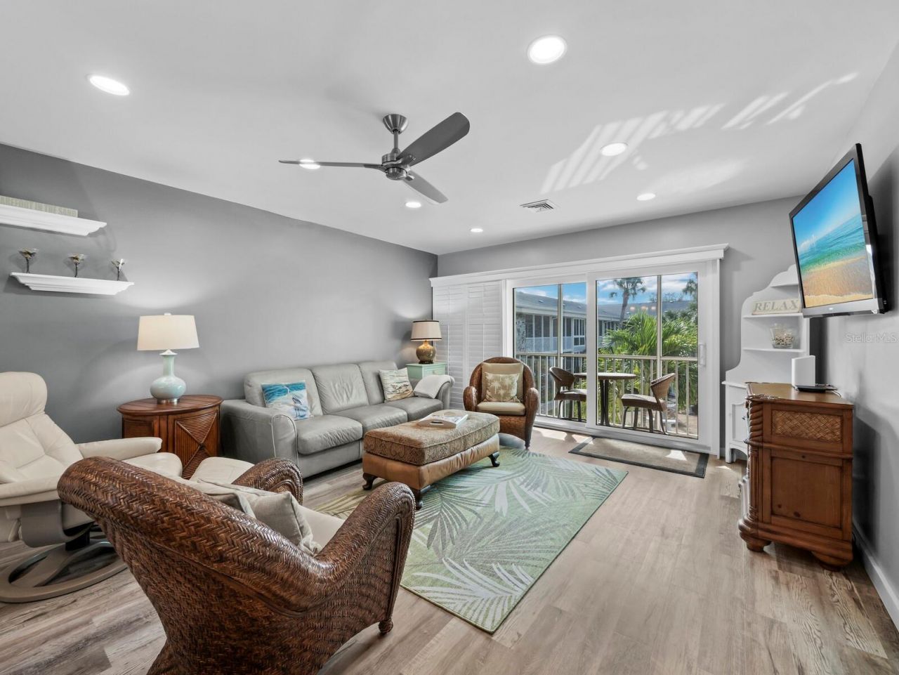 500 S Washington Drive, Unit 19B, Sarasota, FL 34236 Photo