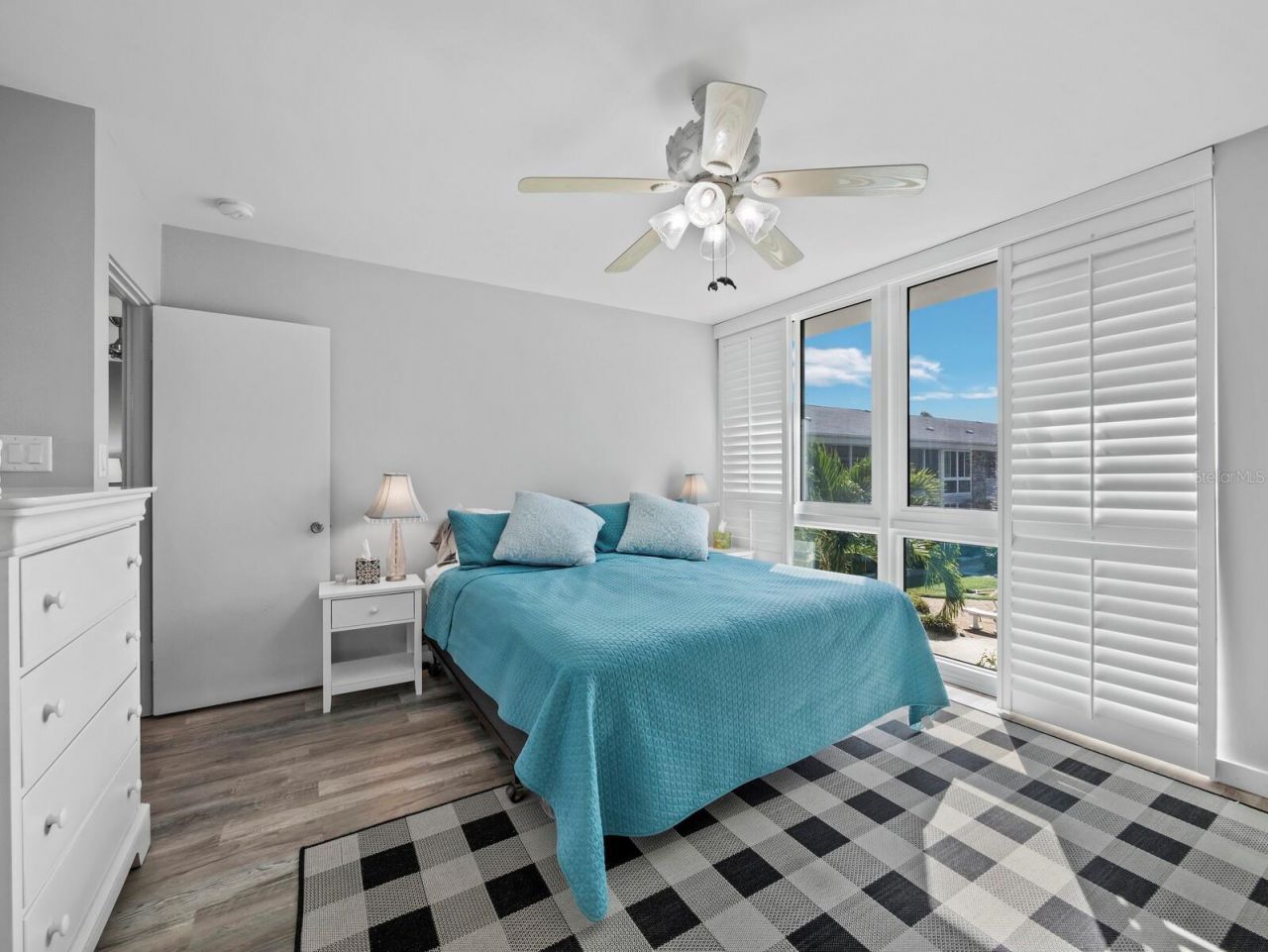 500 S Washington Drive, Unit 19B, Sarasota, FL 34236 Photo