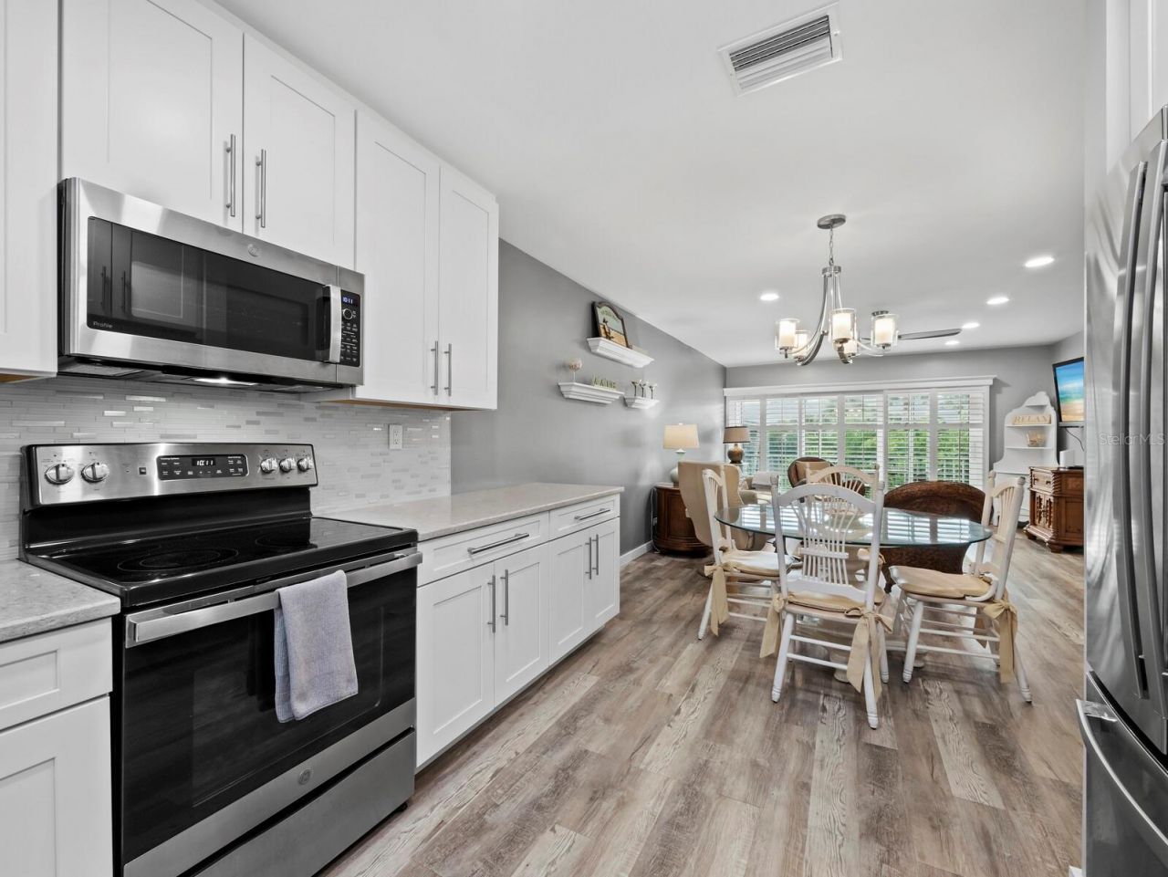 500 S Washington Drive, Unit 19B, Sarasota, FL 34236 Photo