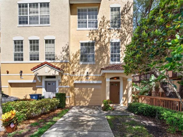 3186 BAYSHORE OAKS DRIVE , TAMPA, FL 33611