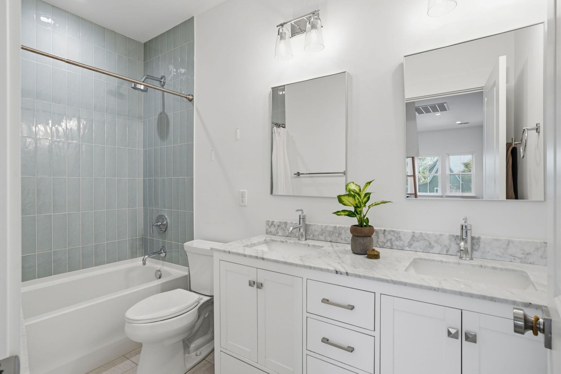 4291 Jacobs Point Court Photo 25