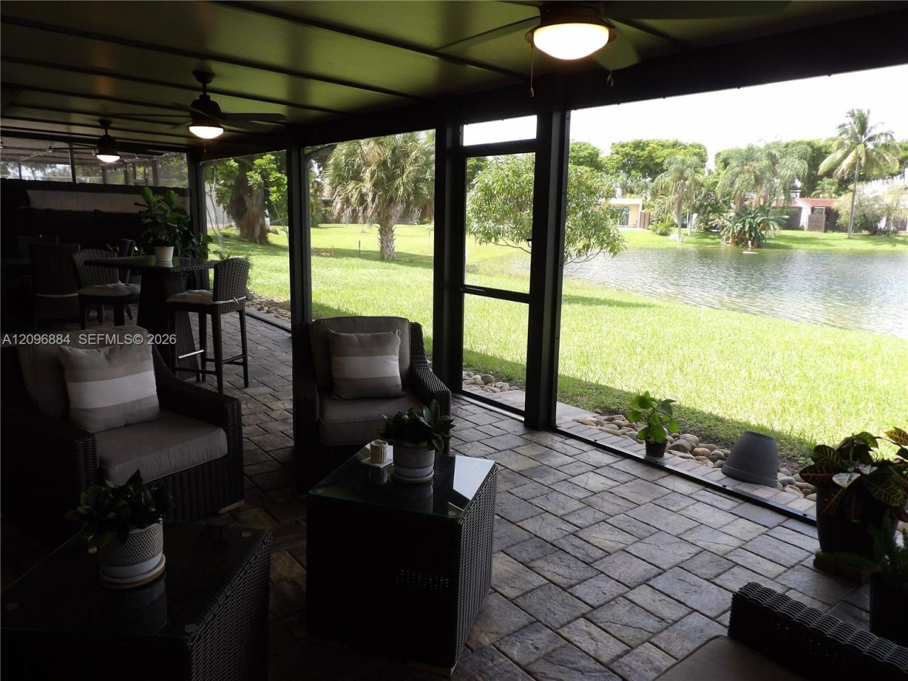 19406 E Lake Dr, Hialeah, FL 33015 Photo