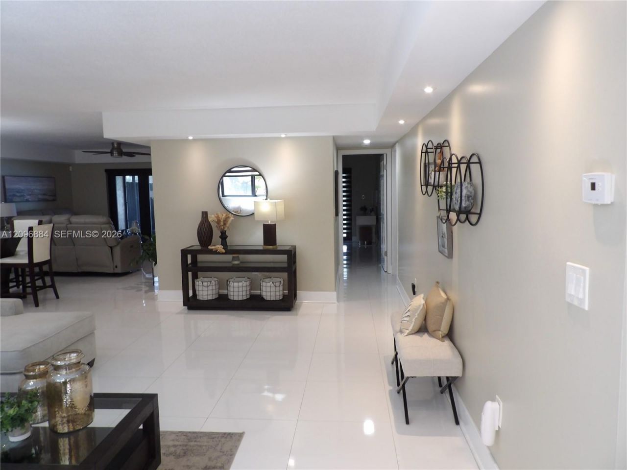 19406 E Lake Dr, Hialeah, FL 33015 Photo