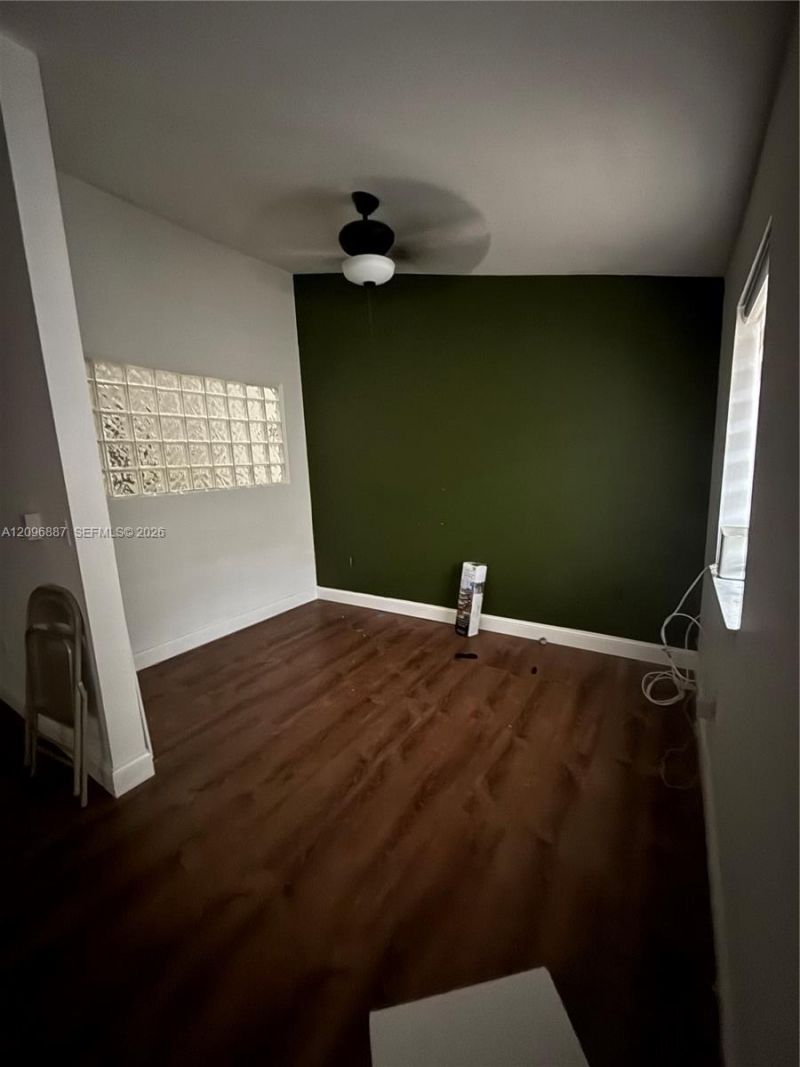 541 NE 199th Ln , Unit 2X, Miami, FL 33179 Photo