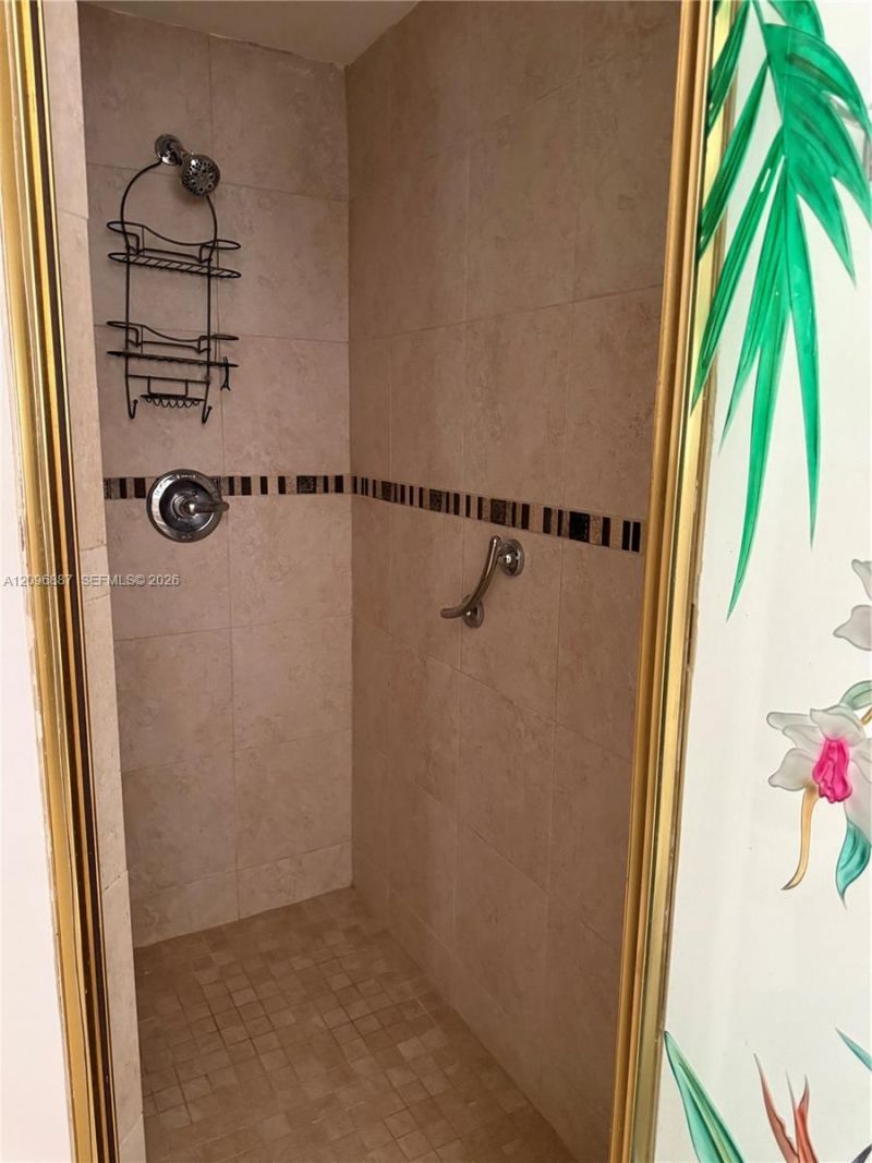 541 NE 199th Ln , Unit 2X, Miami, FL 33179 Photo