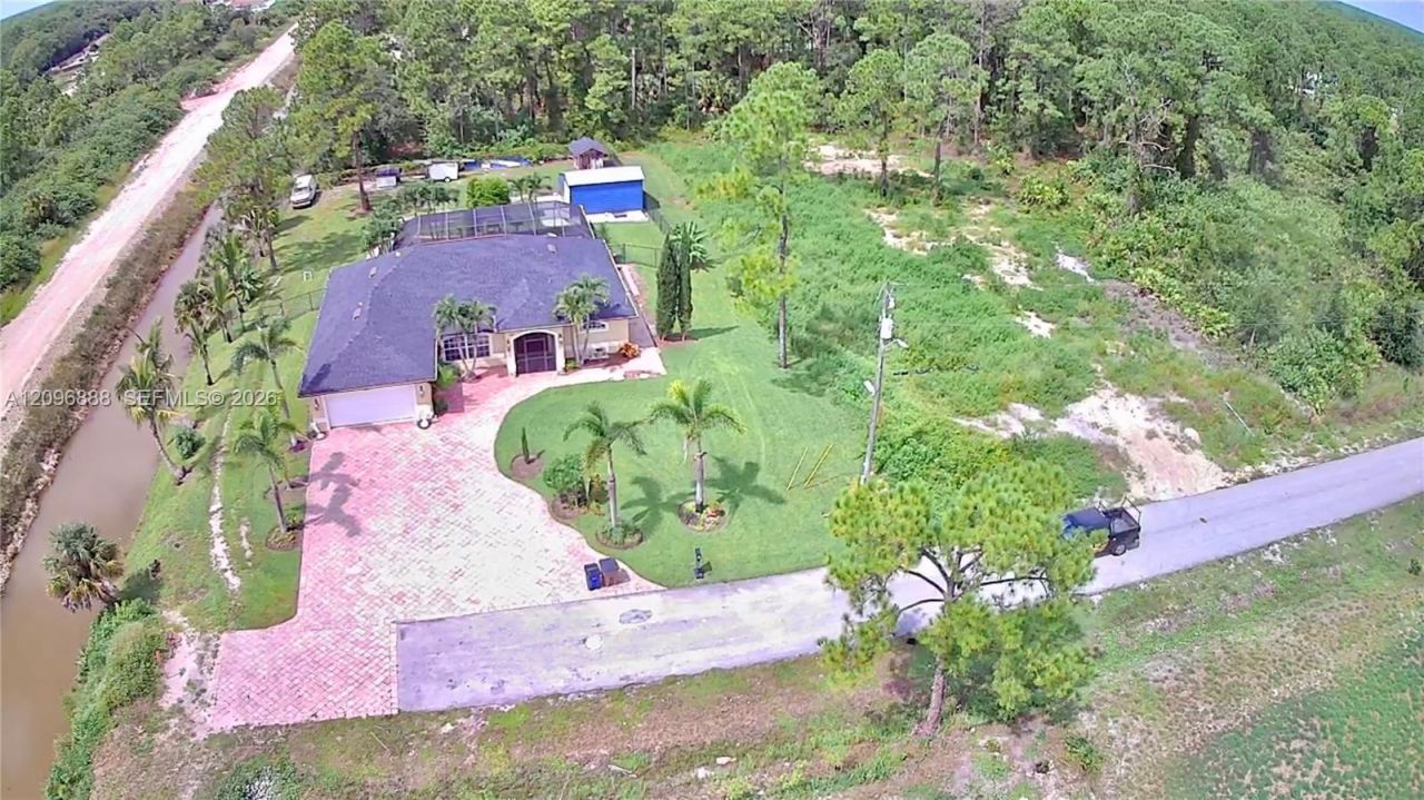 1201 Edison Ave , Lehigh Acres, FL 33972 Photo