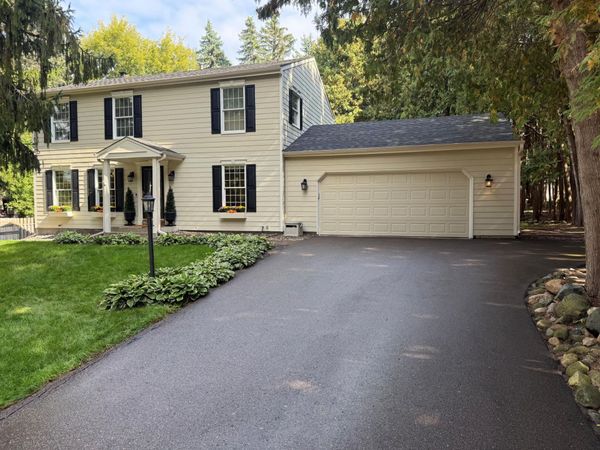 7829 Somerset Circle, Woodbury, MN 55125