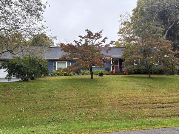 15 Garlen Road, Katonah, NY 10536