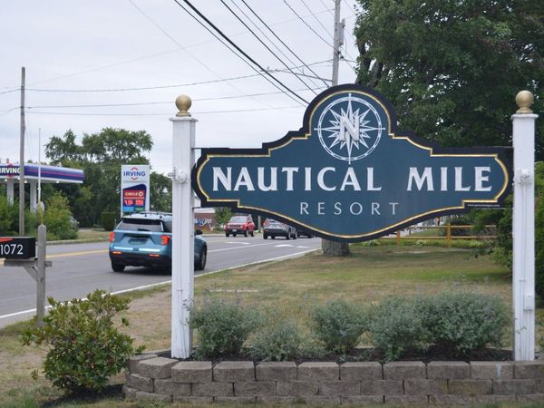1072 Post Road , Unit 204, Wells, ME 04090