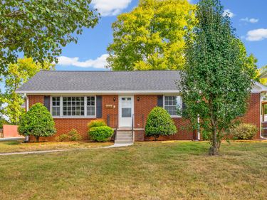 800 E 7th Street, Hopkinsville, KY 42240