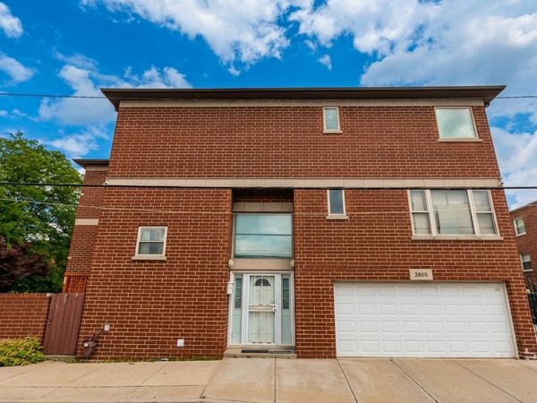 2805 S Stewart Avenue, Chicago, IL 60616