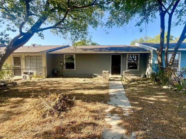 5919 FAIRMEADE ST, San Antonio, TX 78242