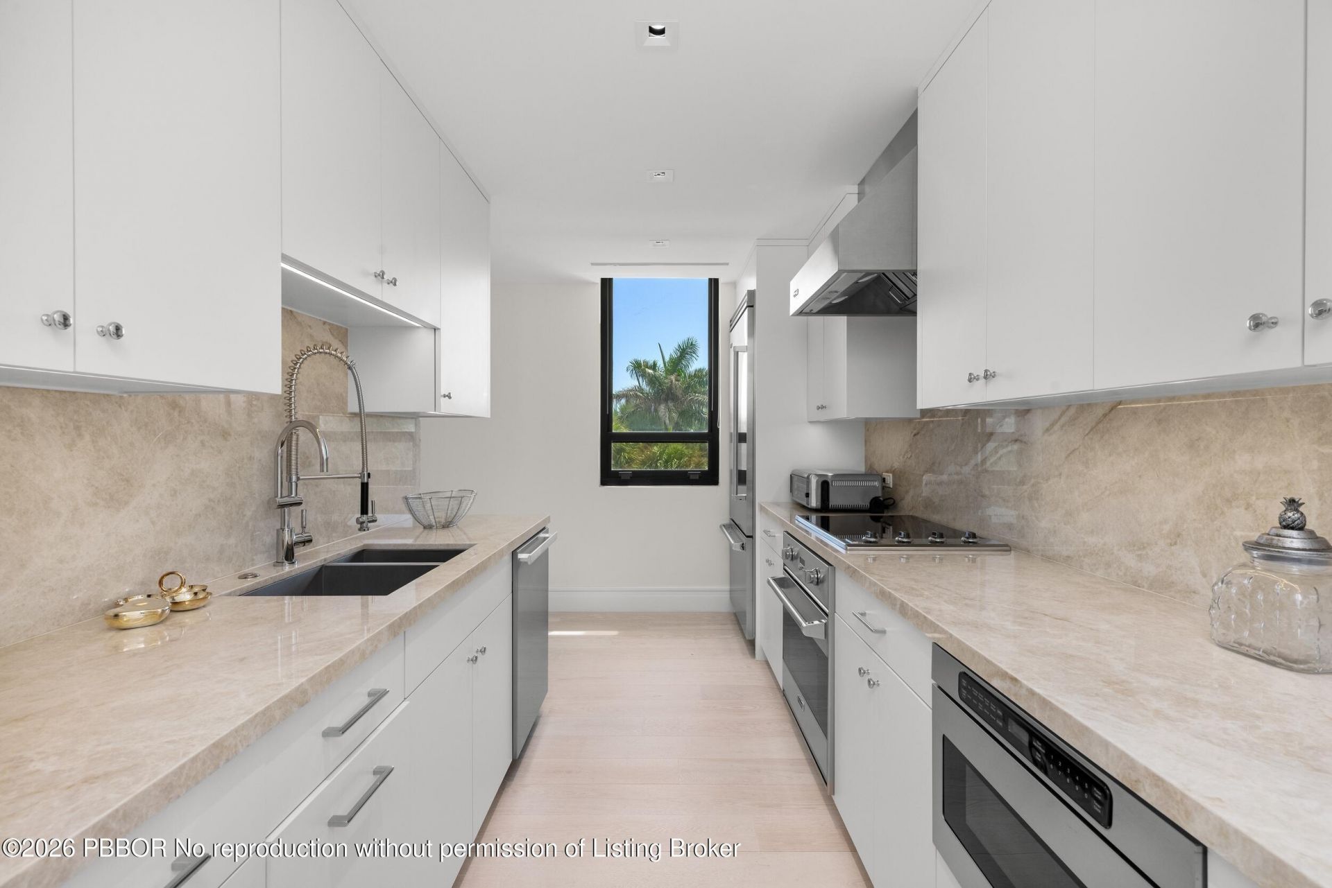 120 Sunset Avenue W, Unit 4A, Palm Beach, FL 33480 Photo
