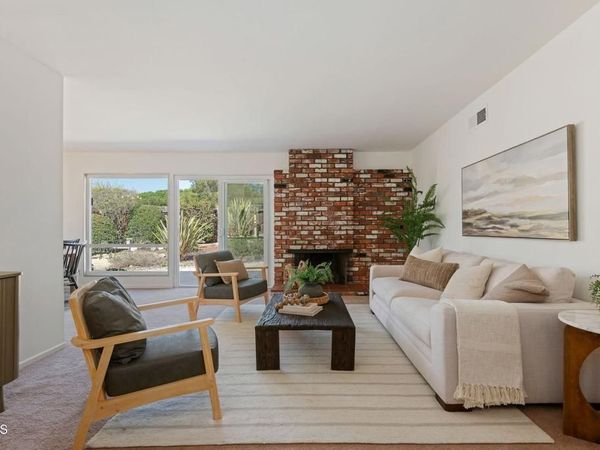 6440 Camino Viviente, Goleta, CA 93117